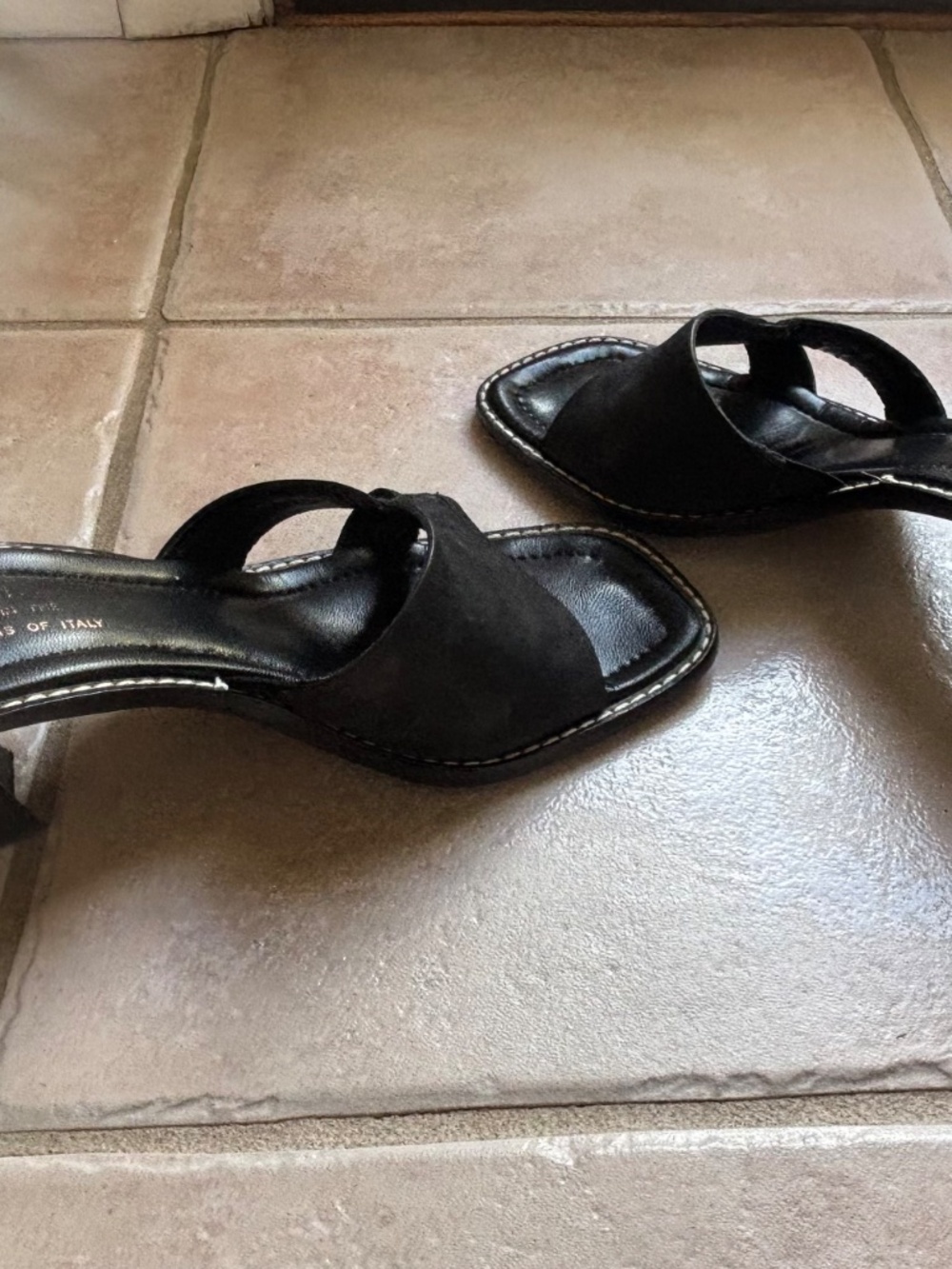 Donald Pliner sandals - Picture 4 of 5